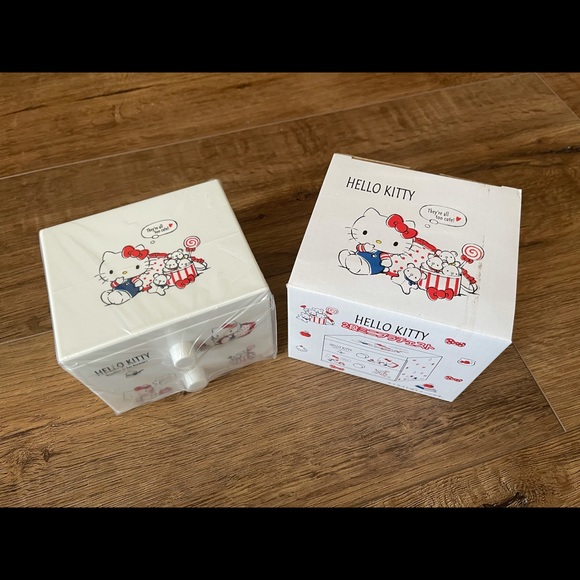 HELLO KITTY-NWT White Small Jewelry Dresser - Picture 11 of 11